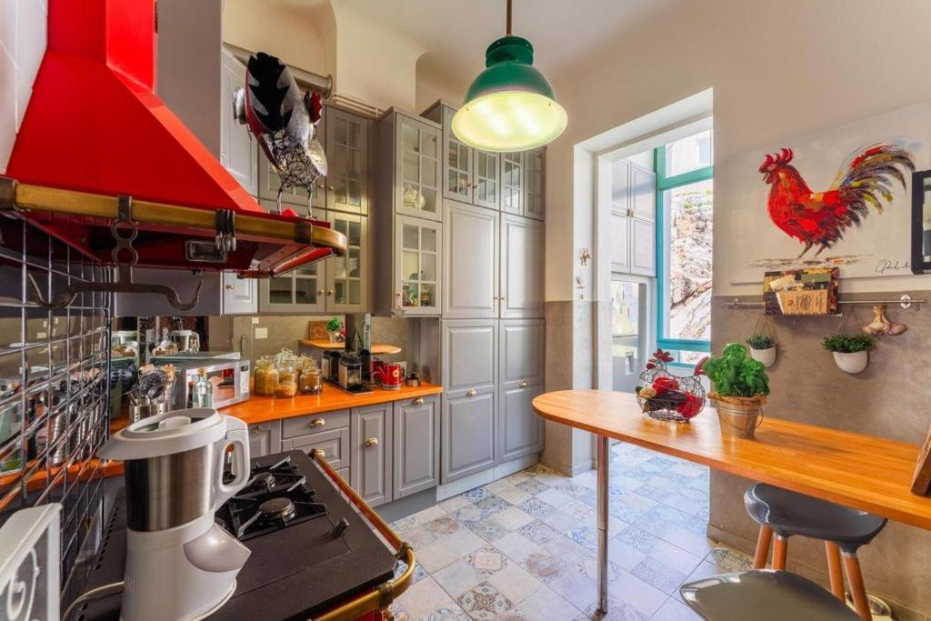 Appartement Sur La Corniche Kennedy Face A La Mer Marseille Ngoại thất bức ảnh